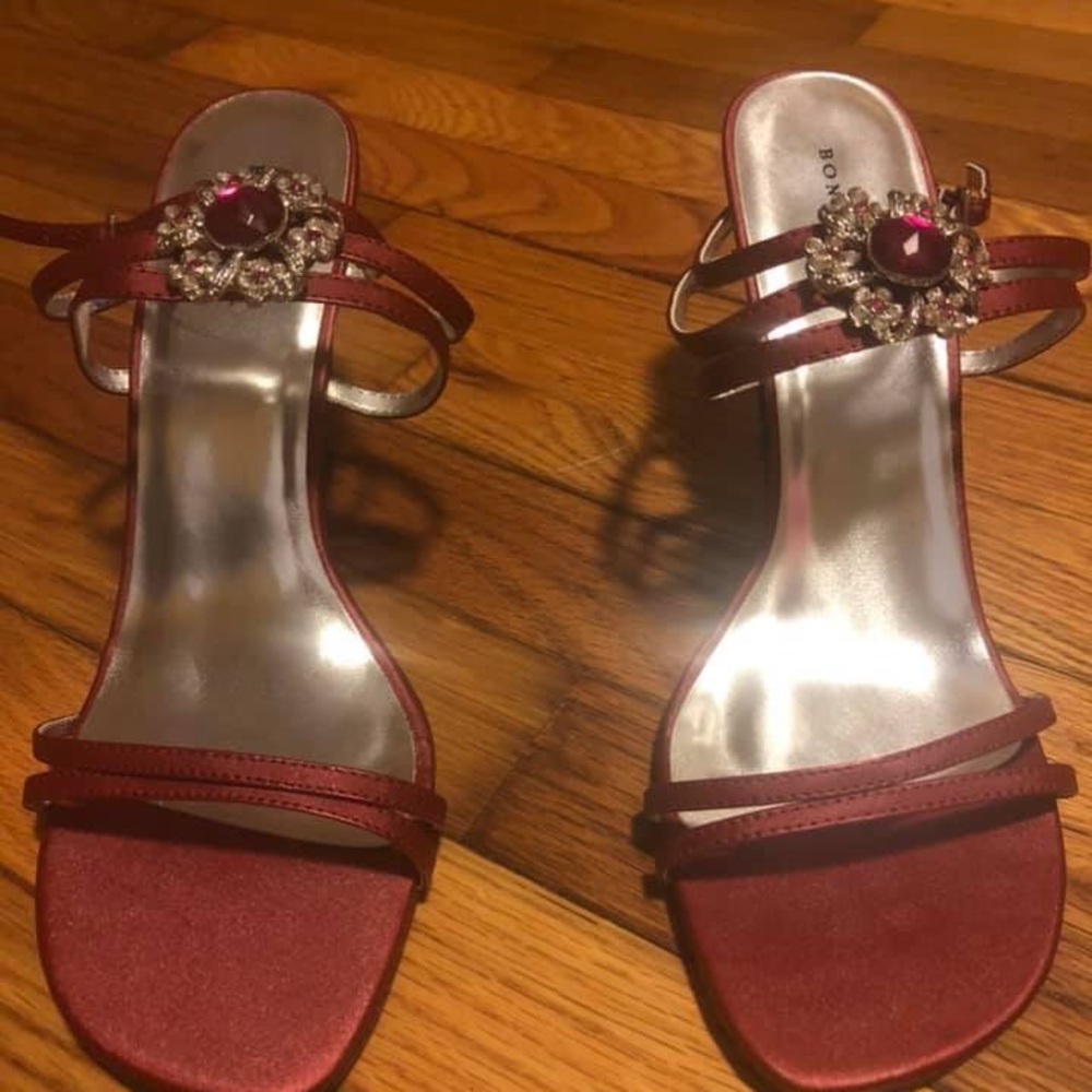 Dress shoes